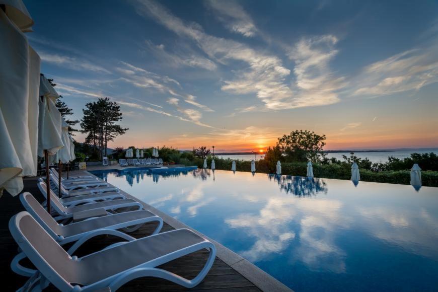 Santa Marina Apartaments- Karina 1 Созопол Екстериор снимка