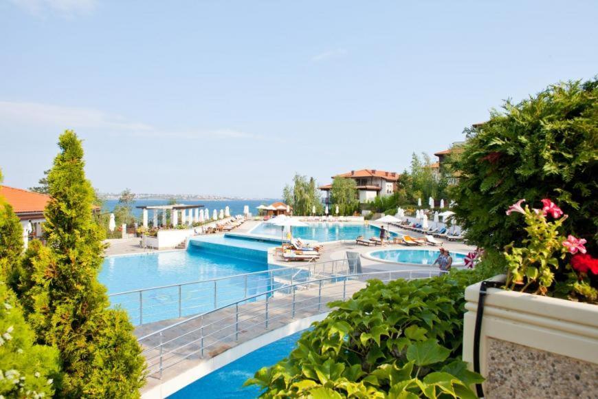 Santa Marina Apartaments- Karina 1 Созопол Екстериор снимка