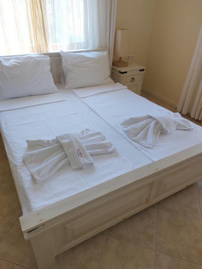Santa Marina Apartaments- Karina 1 Созопол Екстериор снимка
