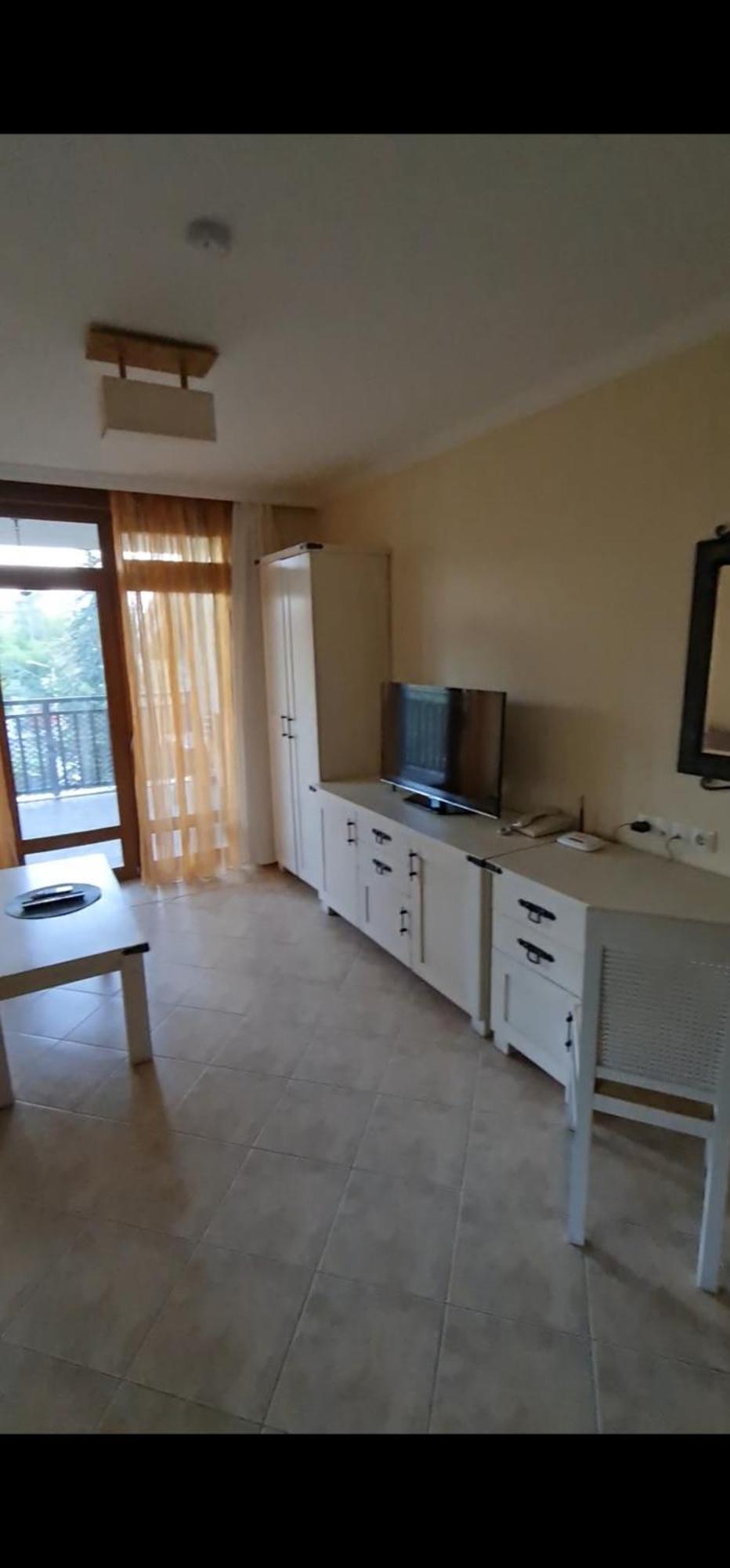 Santa Marina Apartaments- Karina 1 Созопол Стая снимка