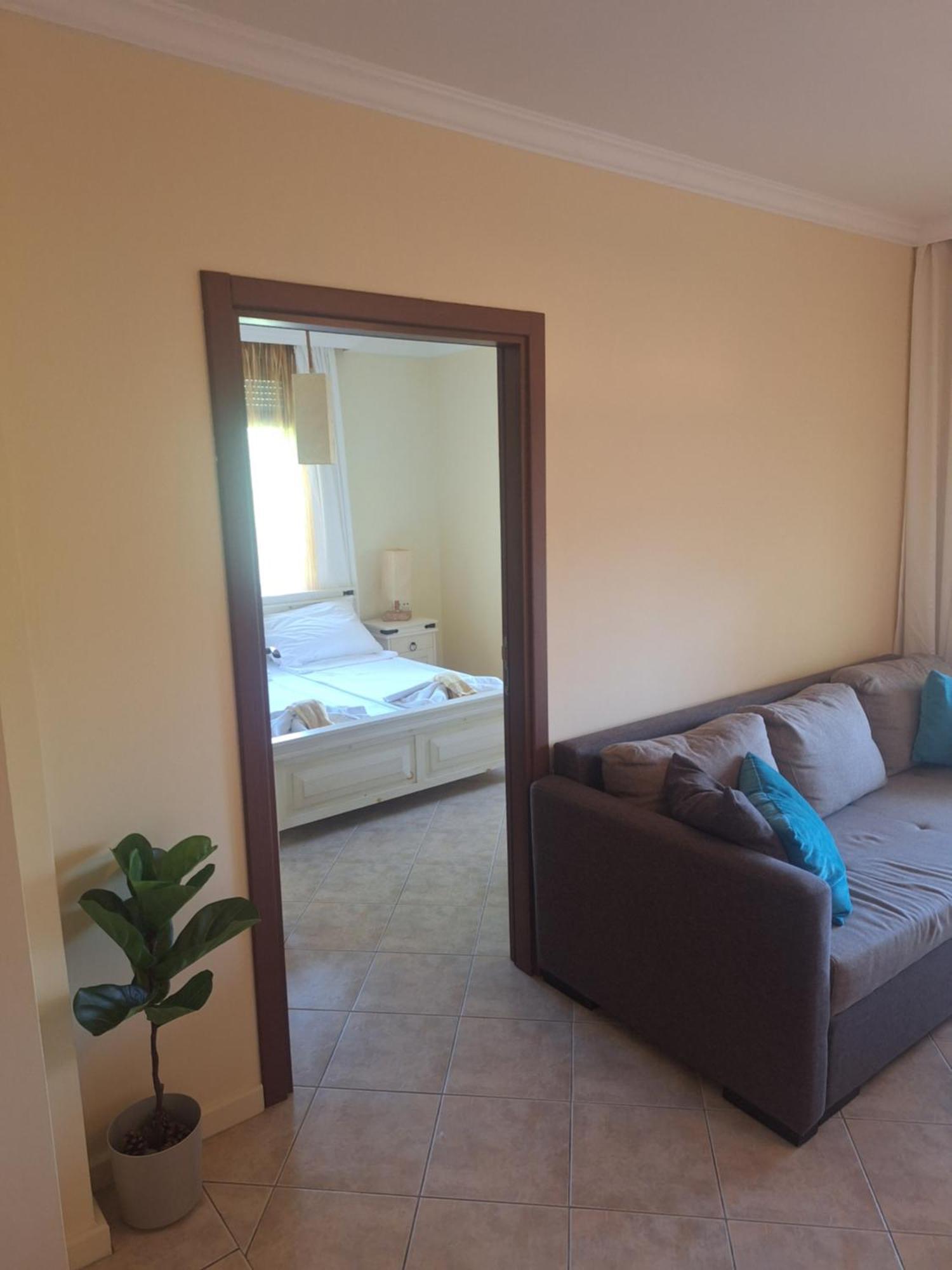 Santa Marina Apartaments- Karina 1 Созопол Екстериор снимка