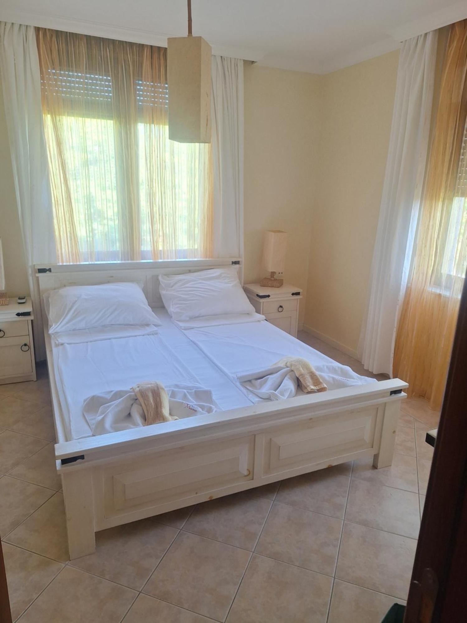 Santa Marina Apartaments- Karina 1 Созопол Екстериор снимка